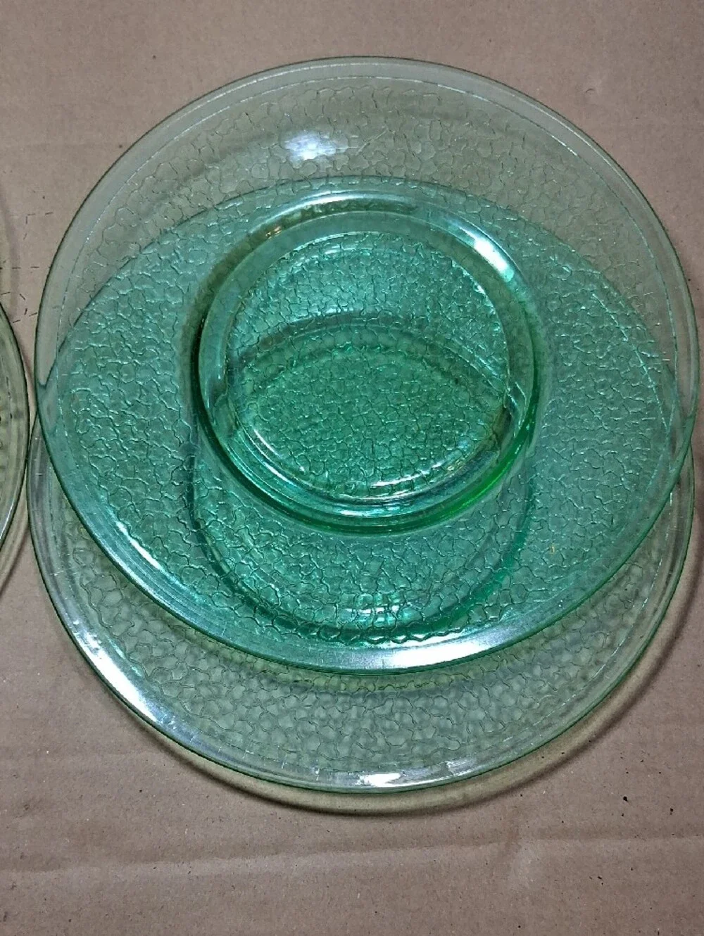 4 L E Smith Green Salad Plates by KRACKY 